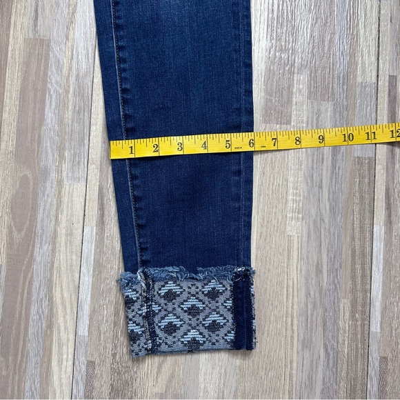 LOFT Dark Blue Skinny Jeans with Patterned Embroidered Cuffs Women's 2 (26") - Picture 3 of 12